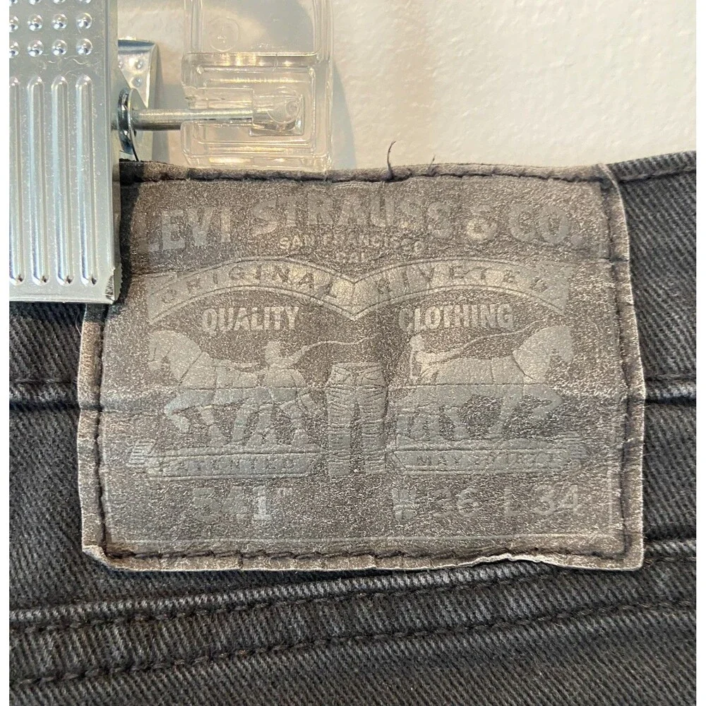 Levi’s 541 Men’s Faded Black Jeans. Size 36/34